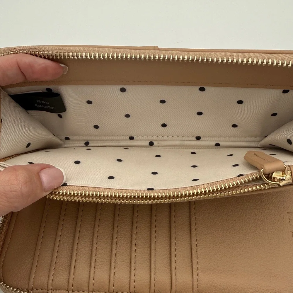 On 34th Womens Pebbled Leather Zip Around Wallet Tan Beige‎ Gold Tone Hardware